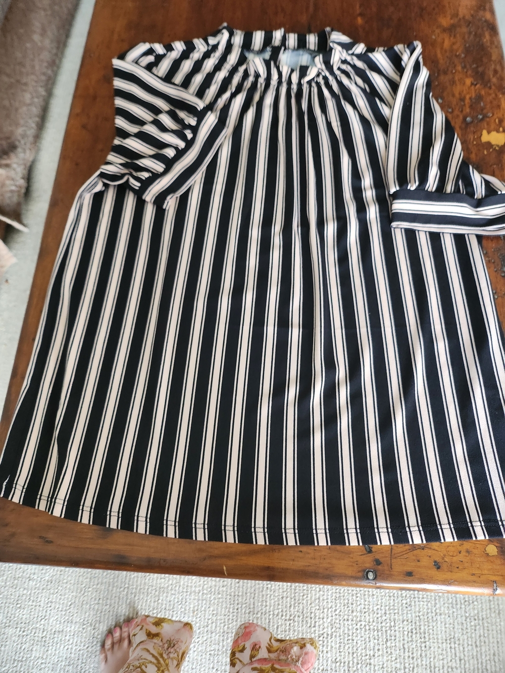 Adrianna Papell Black and Light Pink Striped Mock-Neck Blouse  NWOT - Picture 4 of 4